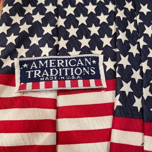 American Traditions Tie Stars & Stripes 100% Silk Holiday Election Made In USA - Picture 2 of 3